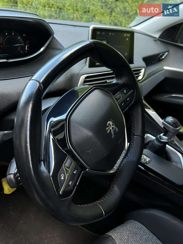 Позашляховик / Кросовер Peugeot 3008 2017 в Самборі