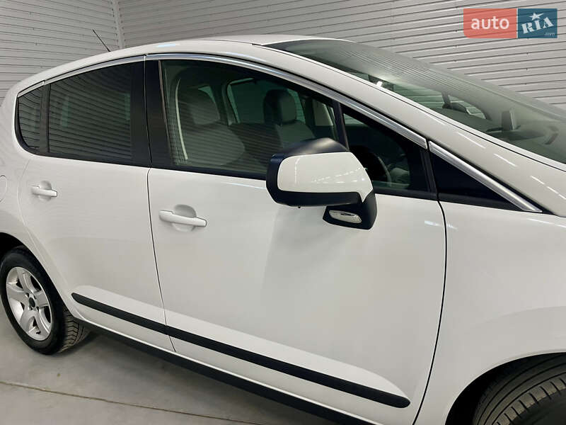 Внедорожник / Кроссовер Peugeot 3008 2014 в Стрые