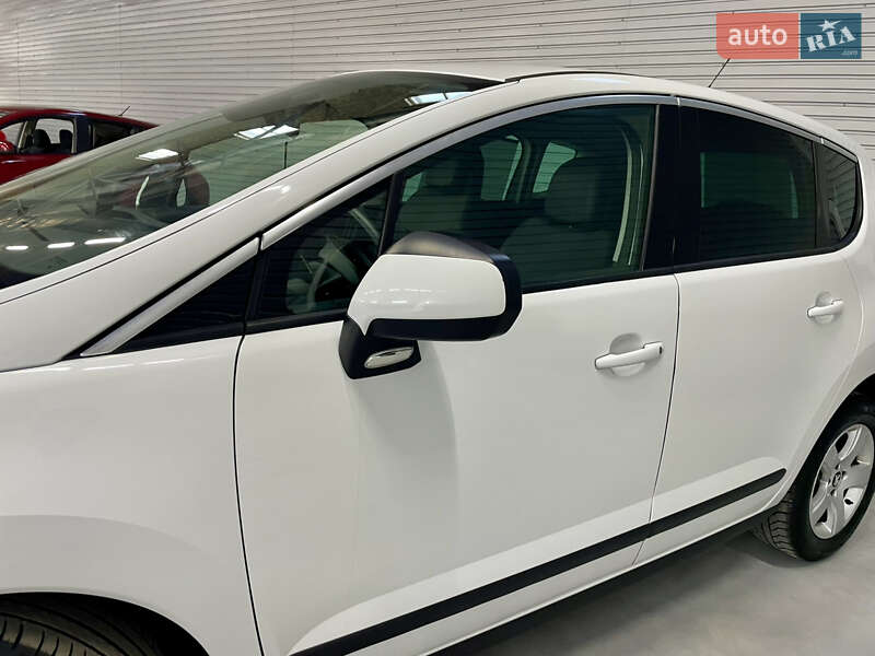 Внедорожник / Кроссовер Peugeot 3008 2014 в Стрые