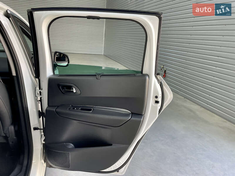 Внедорожник / Кроссовер Peugeot 3008 2014 в Стрые