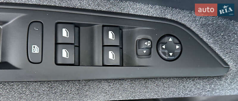 Внедорожник / Кроссовер Peugeot 3008 2021 в Львове