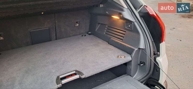 Внедорожник / Кроссовер Peugeot 3008 2012 в Новоархангельске