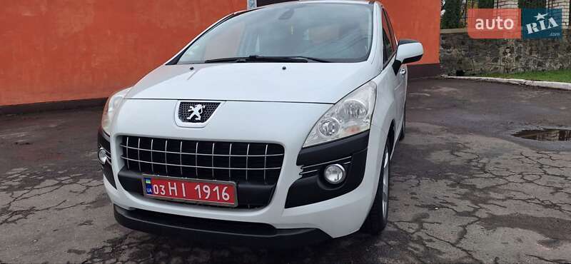 Внедорожник / Кроссовер Peugeot 3008 2012 в Новоархангельске