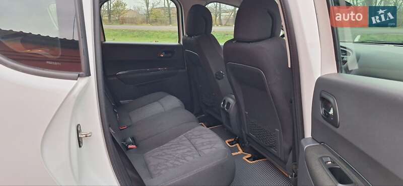 Внедорожник / Кроссовер Peugeot 3008 2012 в Новоархангельске