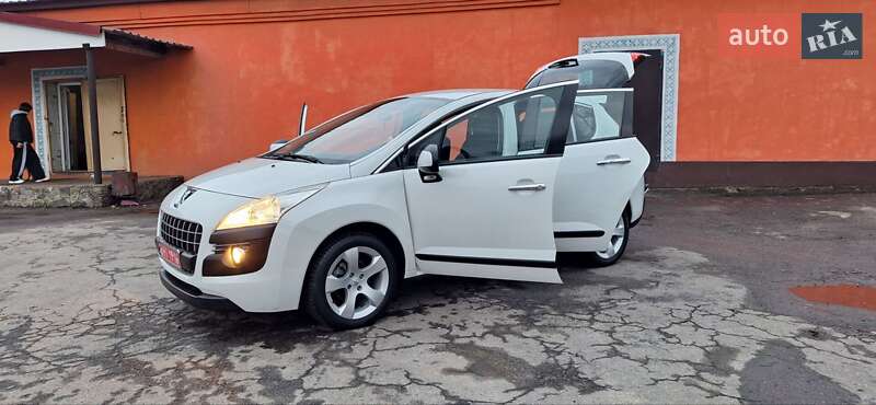 Внедорожник / Кроссовер Peugeot 3008 2012 в Новоархангельске