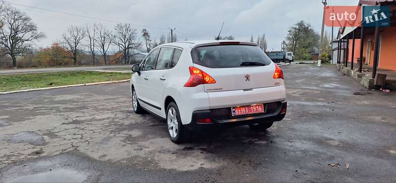 Внедорожник / Кроссовер Peugeot 3008 2012 в Новоархангельске