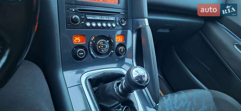 Внедорожник / Кроссовер Peugeot 3008 2012 в Новоархангельске