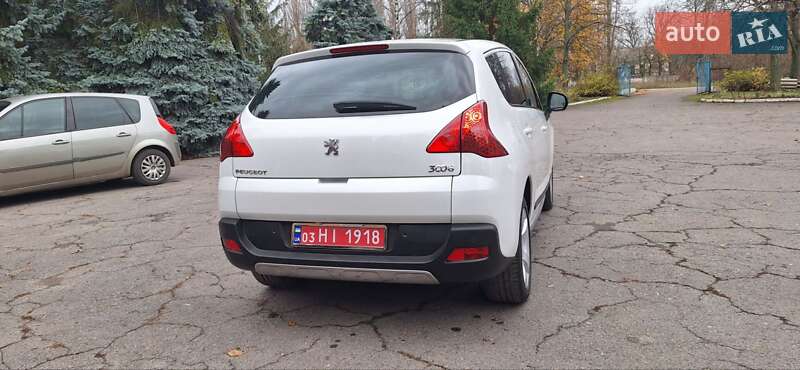 Позашляховик / Кросовер Peugeot 3008 2012 в Новоархангельську фото 36 Позашляховик / Кросовер Peugeot 3008 2012 в Новоархангельську