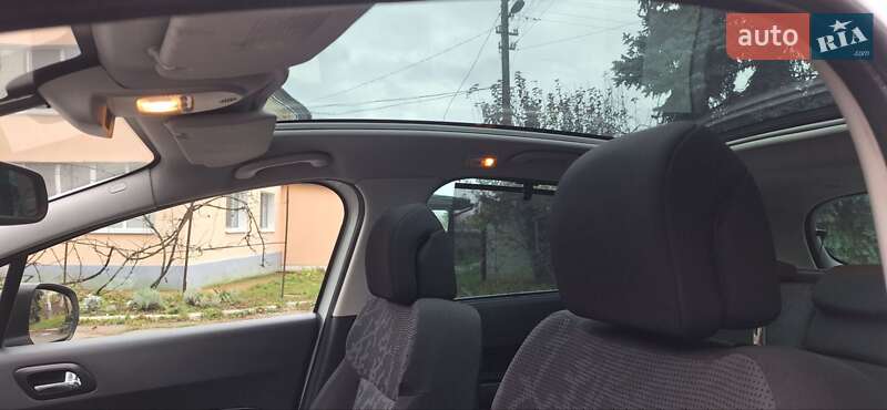 Позашляховик / Кросовер Peugeot 3008 2012 в Новоархангельську фото 41 Позашляховик / Кросовер Peugeot 3008 2012 в Новоархангельську