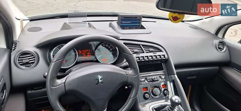 Позашляховик / Кросовер Peugeot 3008 2012 в Новоархангельську фото 52 Позашляховик / Кросовер Peugeot 3008 2012 в Новоархангельську