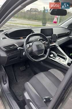Внедорожник / Кроссовер Peugeot 3008 2019 в Киеве