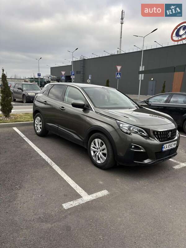 Внедорожник / Кроссовер Peugeot 3008 2019 в Киеве
