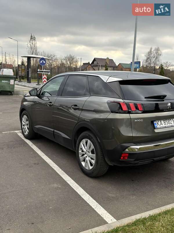 Внедорожник / Кроссовер Peugeot 3008 2019 в Киеве