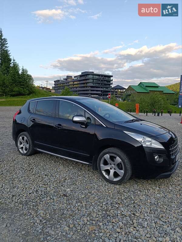 Позашляховик / Кросовер Peugeot 3008 2010 в Рівному