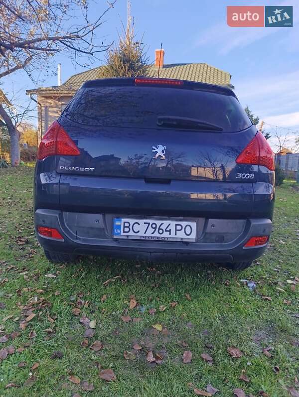 Позашляховик / Кросовер Peugeot 3008 2010 в Трускавці