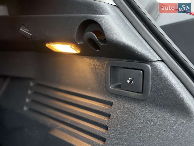 Внедорожник / Кроссовер Peugeot 3008 2015 в Сумах