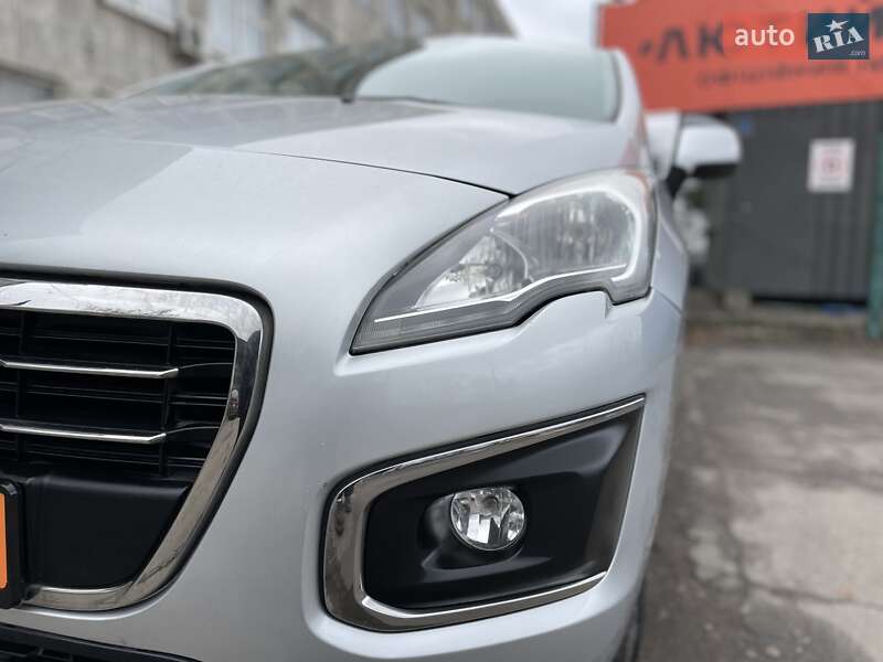 Внедорожник / Кроссовер Peugeot 3008 2015 в Сумах