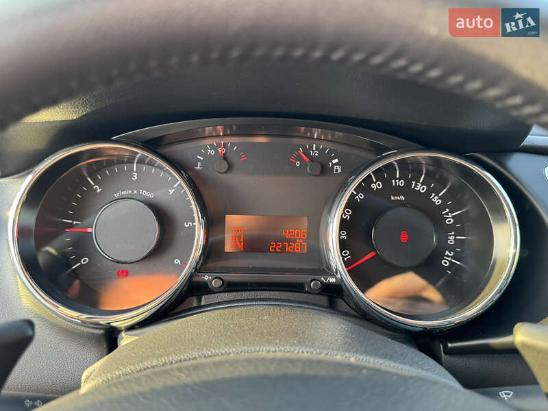 Позашляховик / Кросовер Peugeot 3008 2014 в Хмельницькому