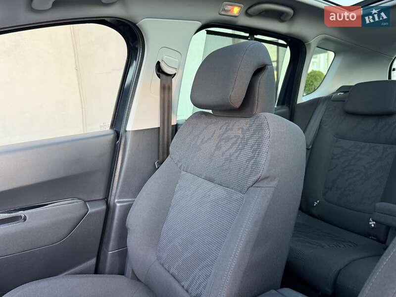 Внедорожник / Кроссовер Peugeot 3008 2013 в Стрые