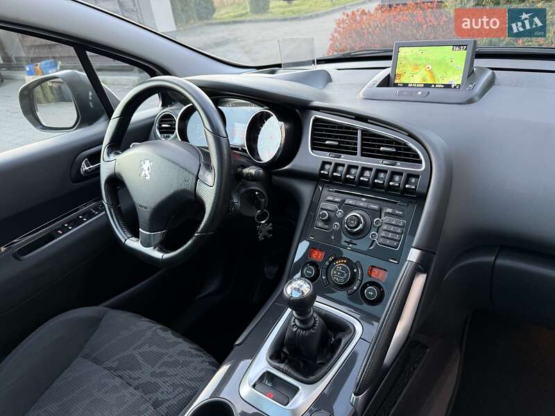 Внедорожник / Кроссовер Peugeot 3008 2013 в Стрые