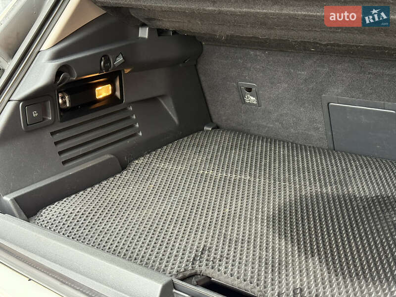 Внедорожник / Кроссовер Peugeot 3008 2010 в Тернополе