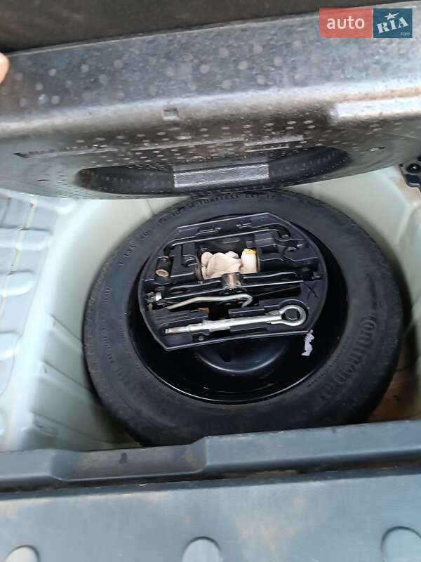 Позашляховик / Кросовер Peugeot 3008 2011 в Котельві фото 13 Позашляховик / Кросовер Peugeot 3008 2011 в Котельві