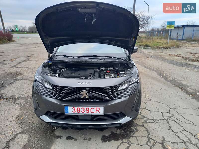 Внедорожник / Кроссовер Peugeot 3008 2020 в Черновцах