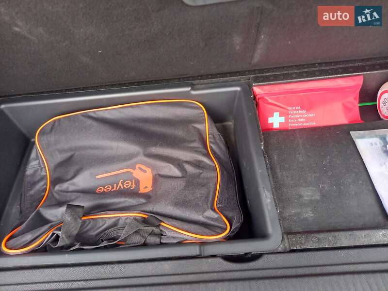 Внедорожник / Кроссовер Peugeot 3008 2020 в Черновцах