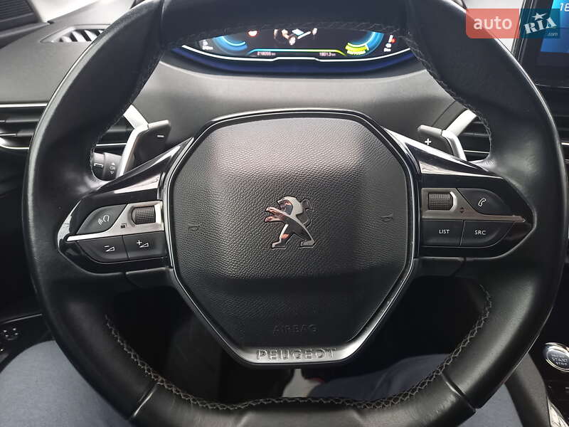 Внедорожник / Кроссовер Peugeot 3008 2020 в Черновцах