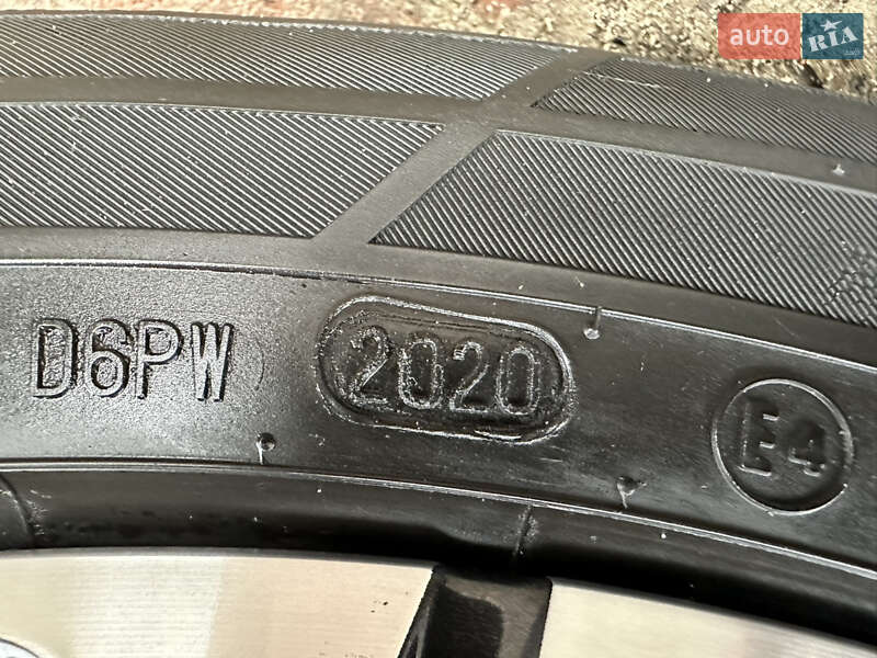 Внедорожник / Кроссовер Peugeot 3008 2020 в Киеве