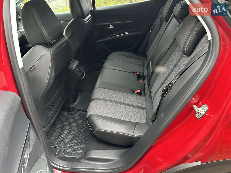 Внедорожник / Кроссовер Peugeot 3008 2020 в Киеве