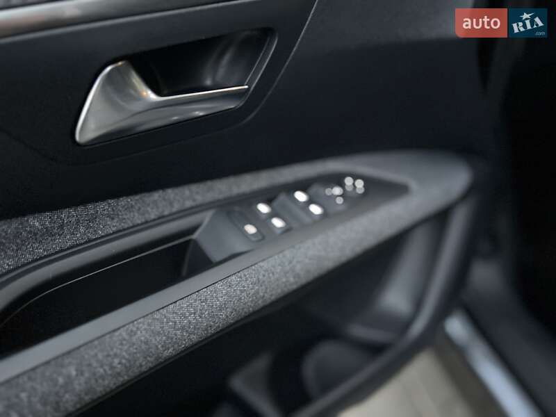 Внедорожник / Кроссовер Peugeot 3008 2020 в Львове