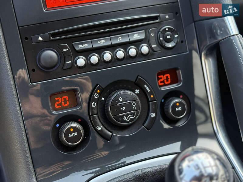 Внедорожник / Кроссовер Peugeot 3008 2014 в Стрые