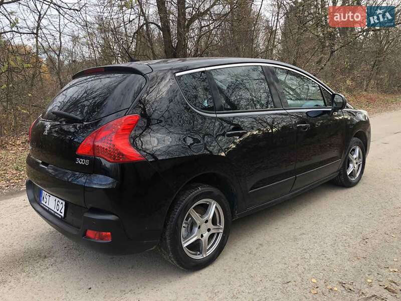 Внедорожник / Кроссовер Peugeot 3008 2010 в Галиче
