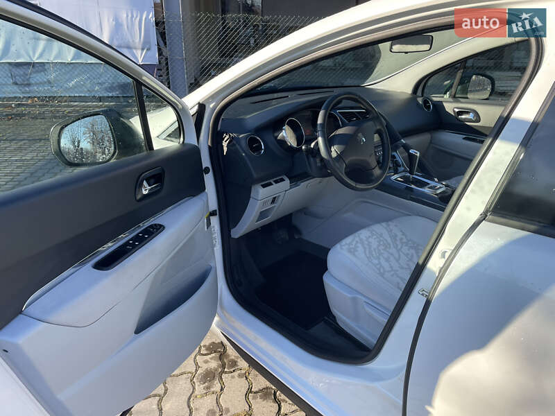 Внедорожник / Кроссовер Peugeot 3008 2011 в Калуше