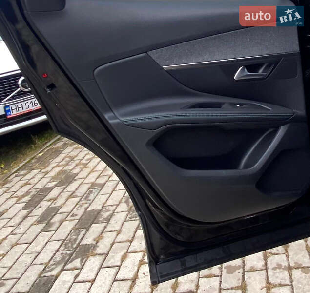 Внедорожник / Кроссовер Peugeot 3008 2022 в Ровно