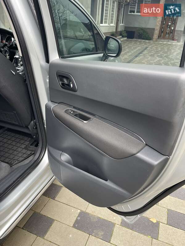 Внедорожник / Кроссовер Peugeot 3008 2010 в Мукачево фото 17 Внедорожник / Кроссовер Peugeot 3008 2010 в Мукачево