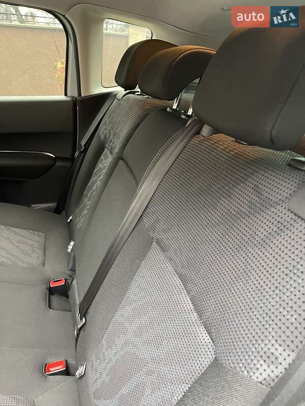 Внедорожник / Кроссовер Peugeot 3008 2010 в Мукачево фото 24 Внедорожник / Кроссовер Peugeot 3008 2010 в Мукачево