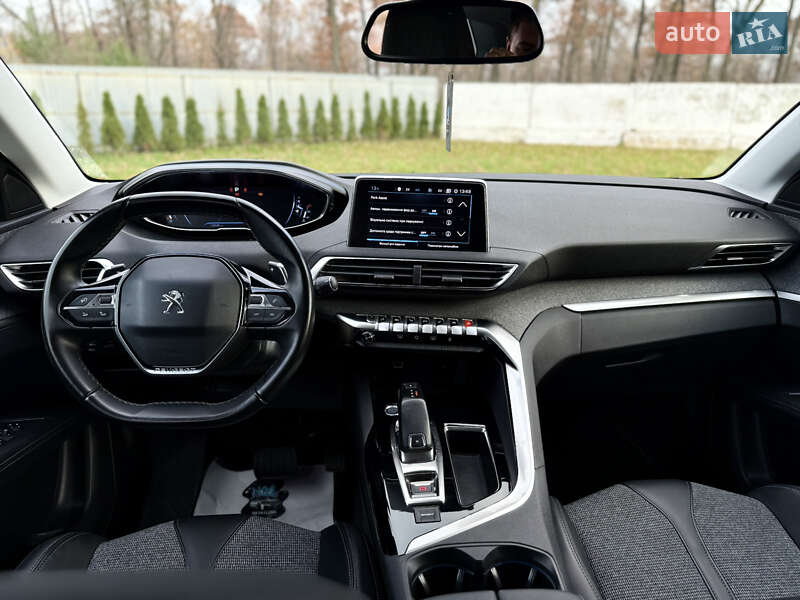 Внедорожник / Кроссовер Peugeot 3008 2017 в Луцке
