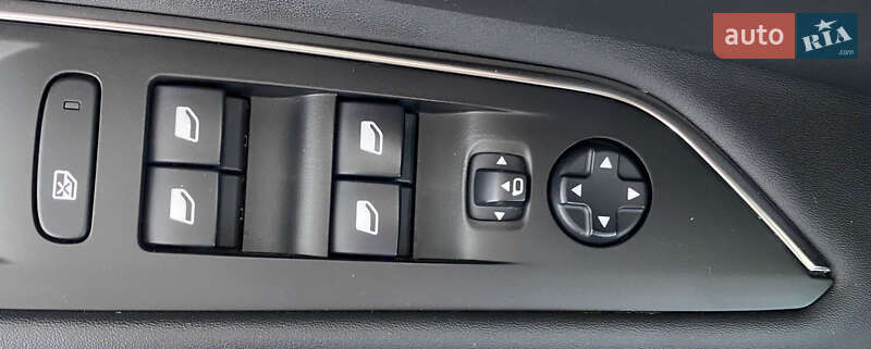 Внедорожник / Кроссовер Peugeot 3008 2020 в Львове