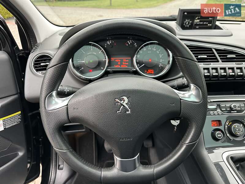 Внедорожник / Кроссовер Peugeot 3008 2016 в Луцке