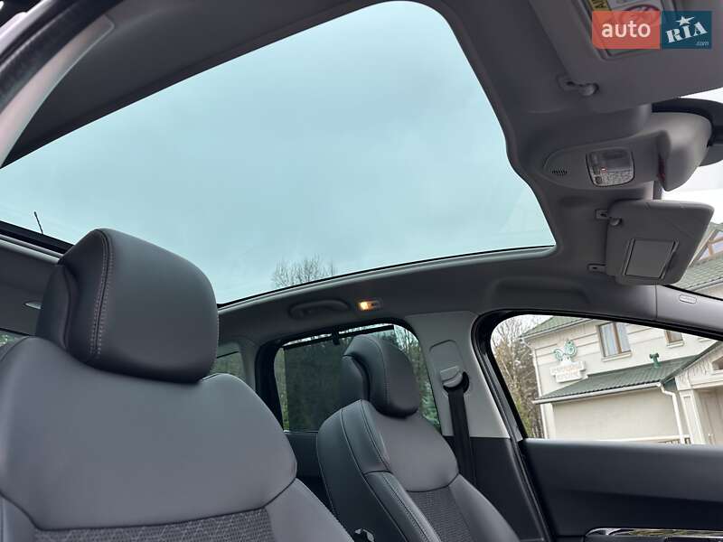 Внедорожник / Кроссовер Peugeot 3008 2016 в Луцке