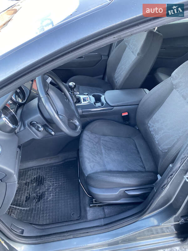 Внедорожник / Кроссовер Peugeot 3008 2010 в Городке