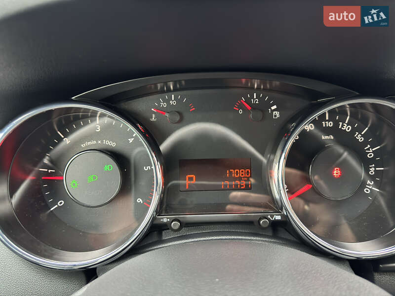 Внедорожник / Кроссовер Peugeot 3008 2015 в Киеве фото 58 Внедорожник / Кроссовер Peugeot 3008 2015 в Киеве