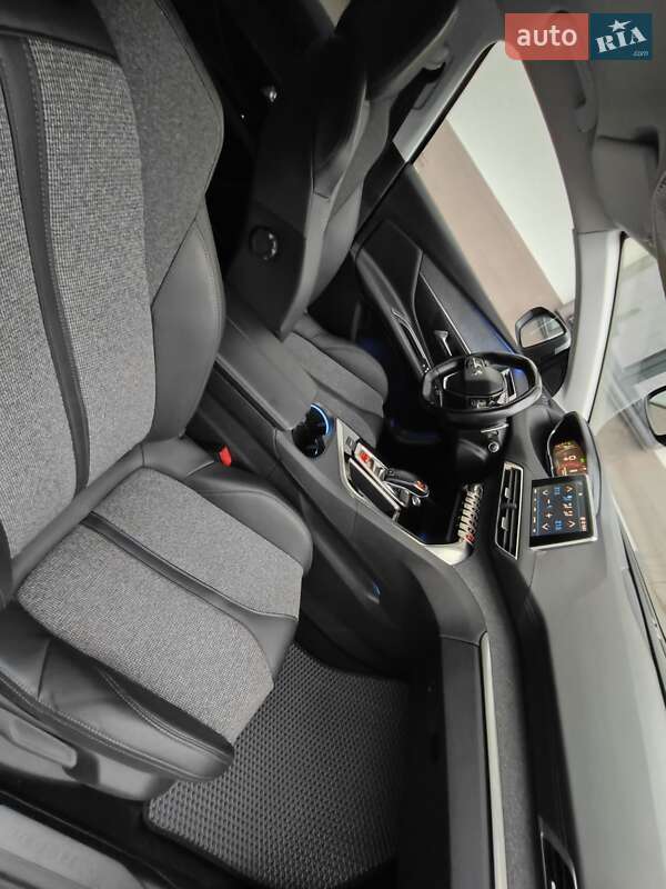 Внедорожник / Кроссовер Peugeot 3008 2017 в Львове фото 21 Внедорожник / Кроссовер Peugeot 3008 2017 в Львове