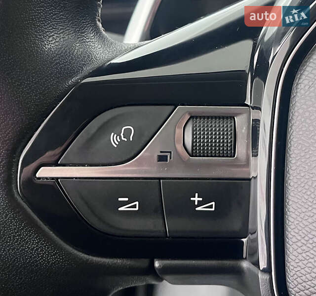 Внедорожник / Кроссовер Peugeot 3008 2019 в Львове