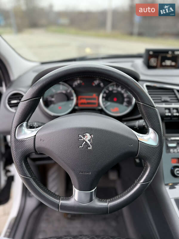 Позашляховик / Кросовер Peugeot 3008 2015 в Старокостянтинові