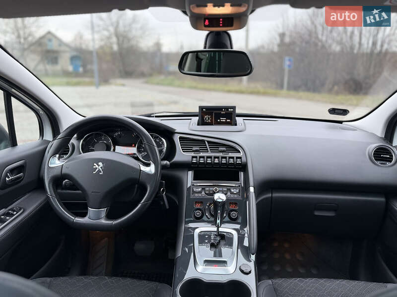 Позашляховик / Кросовер Peugeot 3008 2015 в Старокостянтинові