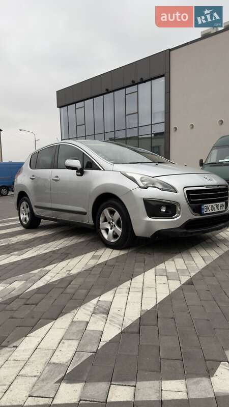 Позашляховик / Кросовер Peugeot 3008 2015 в Рівному
