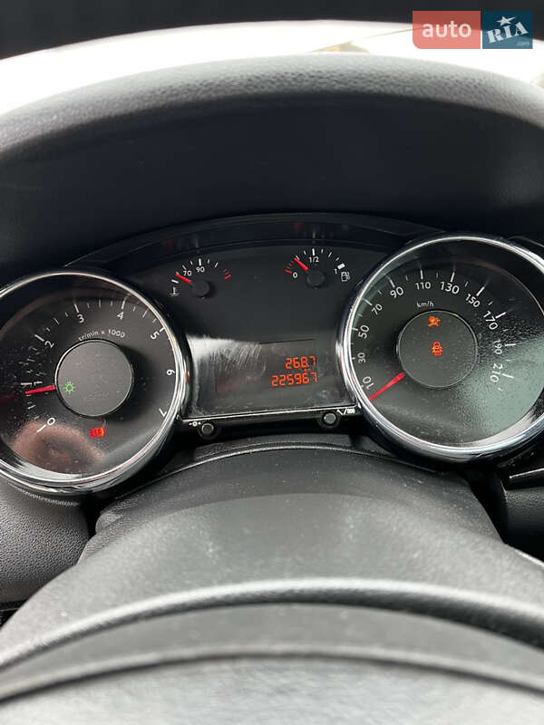 Внедорожник / Кроссовер Peugeot 3008 2010 в Ходорове фото 24 Внедорожник / Кроссовер Peugeot 3008 2010 в Ходорове